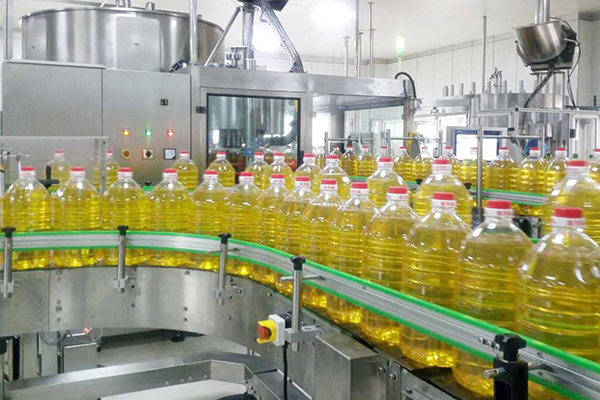 自动液体定量灌装机助力企业实现高效精准出产